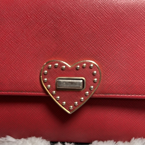 Prada Crossbody Wallet on Chain with gold hardware - Picture 7 of 9